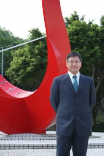  Prof Riki Takeuchi