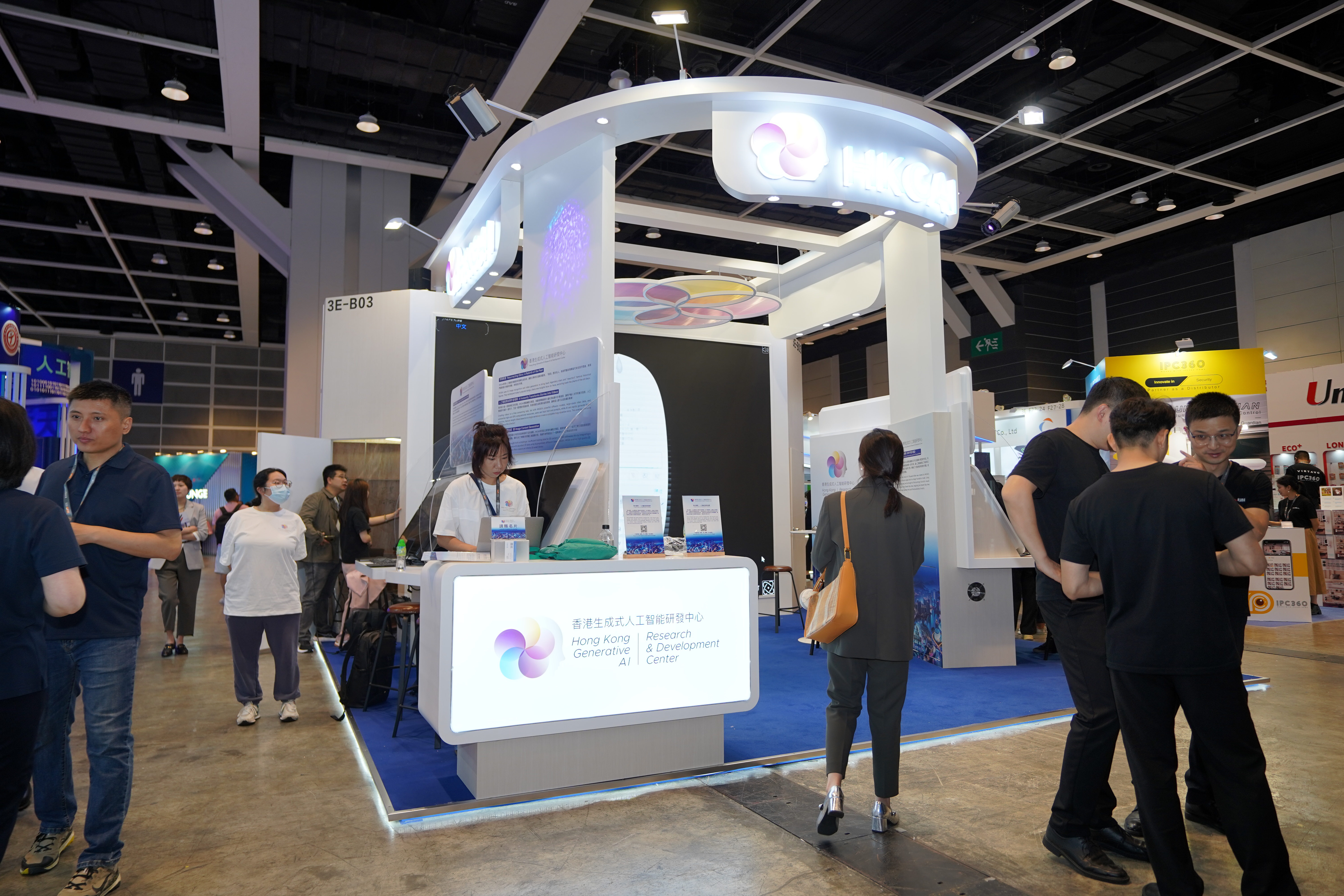 HKGAI在香港国际创科展2024中，首次向公众展示一系列人工智能科研项目及开发成果。