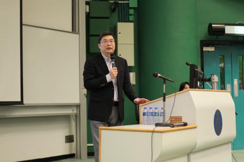 科 大 协 理 副 校 长 及 学 务 长 谭 嘉 因 教 授 称 大 学 已 为 2012 年 双 学 制 作 好 准 备 。	