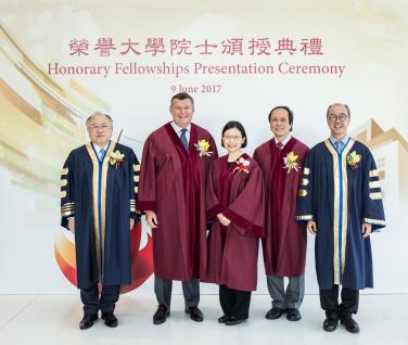  At the Honorary Fellowships Presentation Ceremony: (from left) HKUST Council chairman The Honorable Andrew Liao Cheung-sing, the three honorary fellows Mr John B Harrison, Ms Anita Fung, Prof Cheng Shiu-Yuen and HKUST President Prof Tony F Chan.