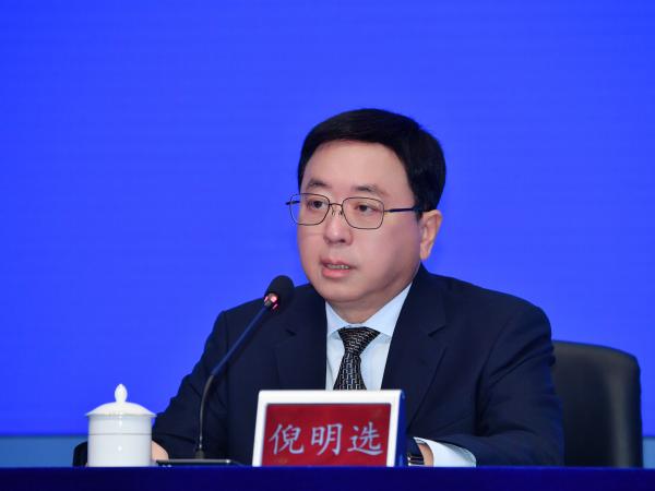 港科大（广州）校长倪明选教授表示本年度接到3,000多份报读申请。