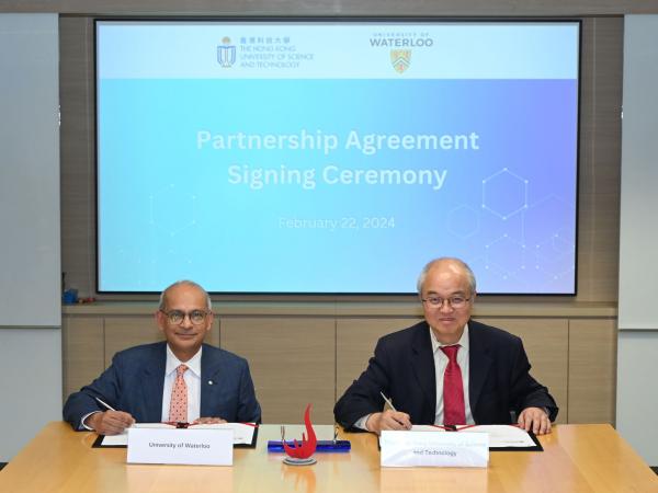 HKUST Vice President for Institutional Advancement Prof. WANG Yang (right) and University of Waterloo President Prof. Goel (left) signed a renewed agreement on academic and research exchange.